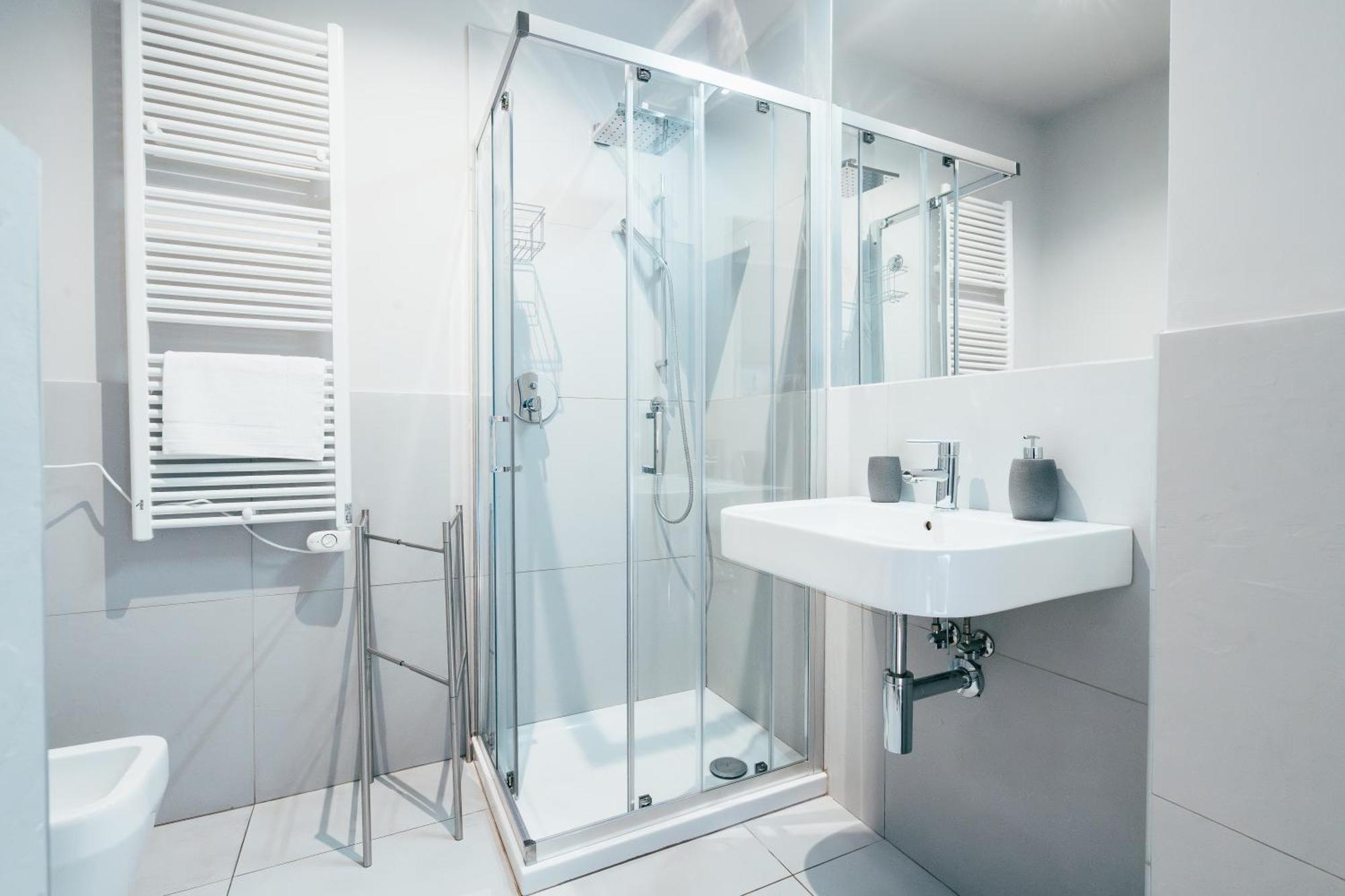 Bologna Suites - Private Bathroom 외부 사진