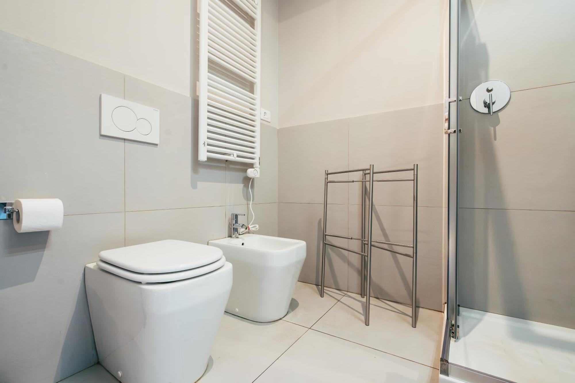Bologna Suites - Private Bathroom 외부 사진