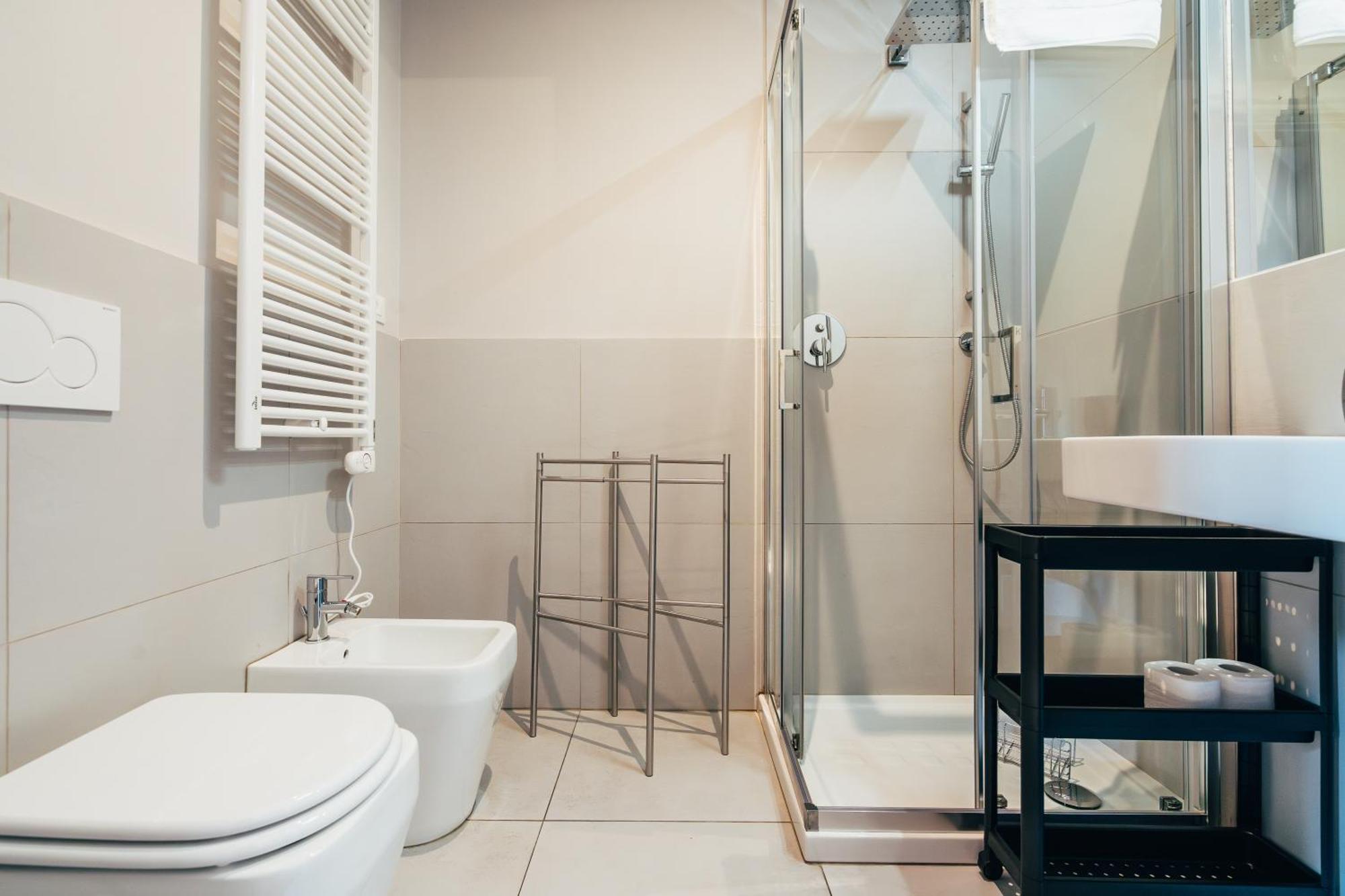 Bologna Suites - Private Bathroom 외부 사진